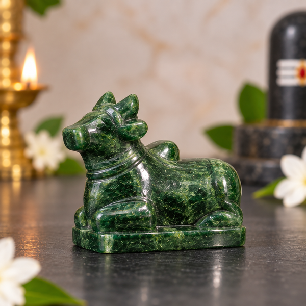 Maha Siddhi Mahapujitha Marakatha Nandi